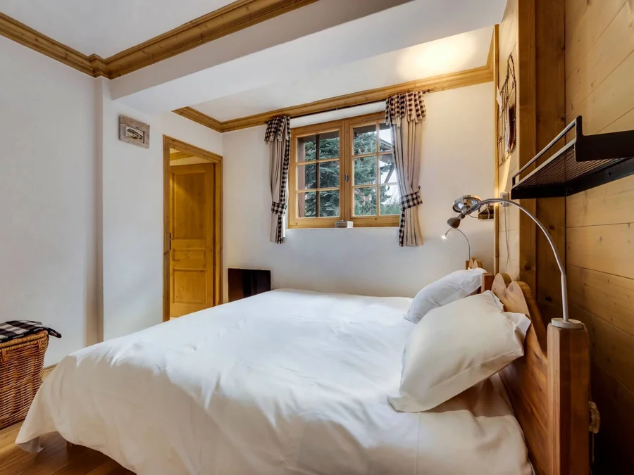 Luxury alpine style apartment in the heart of Val d'Isère photo 7
