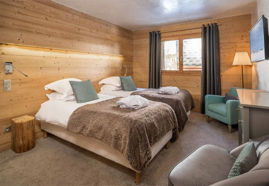 Luxury Chalet for ten in the centre photo 12