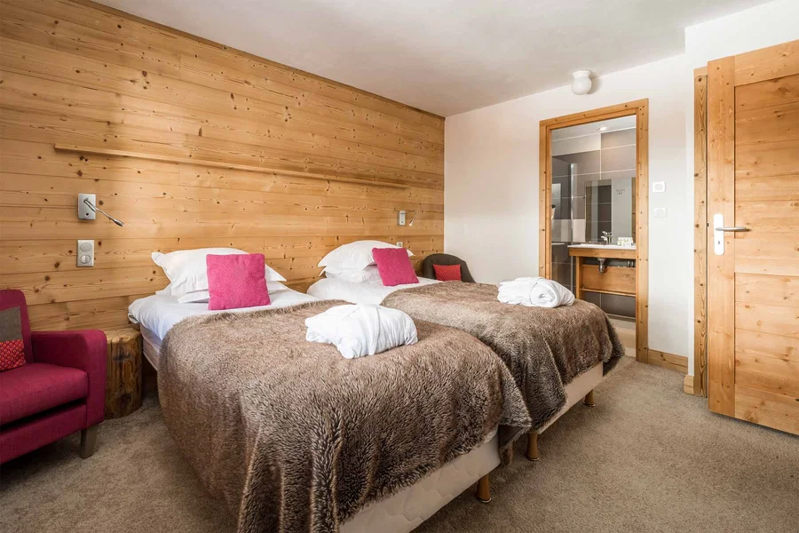 Luxury Chalet for ten in the centre photo 17