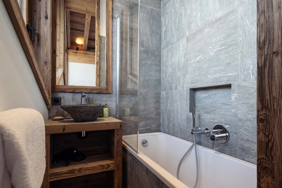 Beautiful chalet for eight in prestige area photo 4