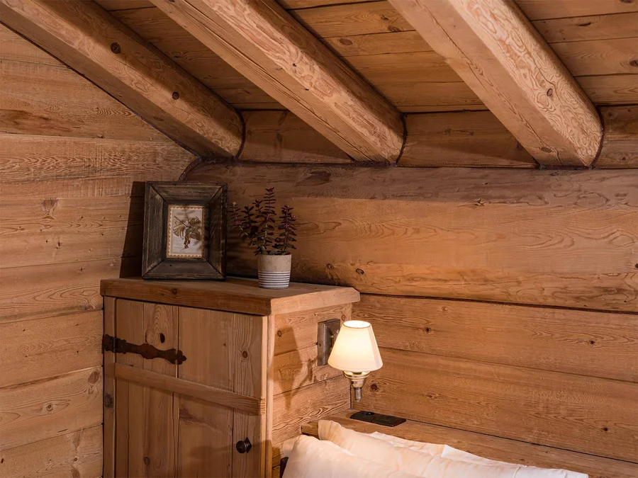 Stunning chalet for ten in quiet area of the resort photo 12