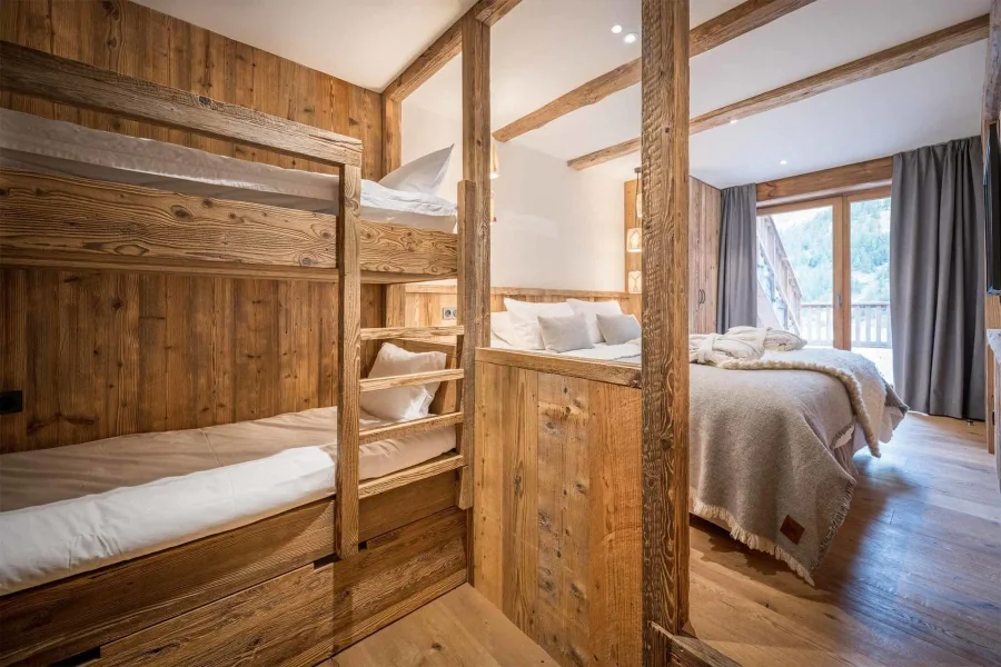 Gorgeous chalet for twelve with wellness facilities photo 12