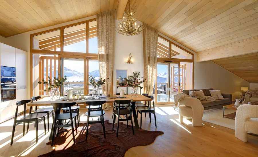 Bright open apartment on the piste photo 2