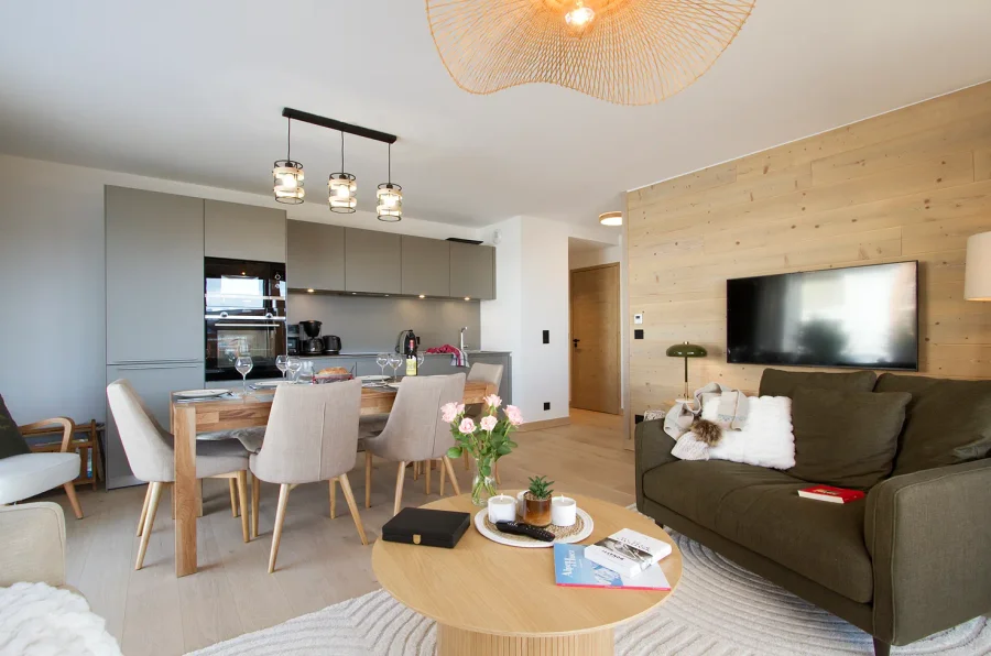 New, modern and on the slopes photo 3