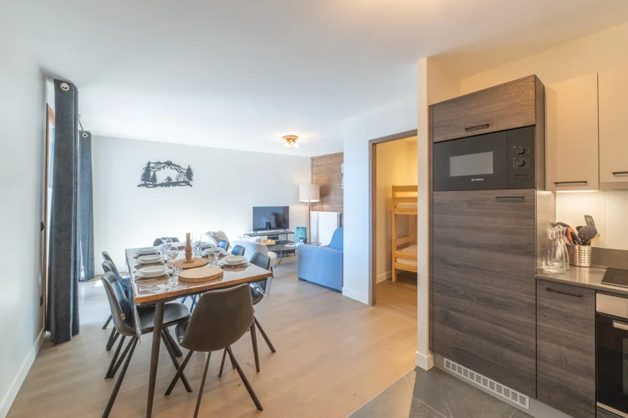 Modern two bedroom apartment photo 4