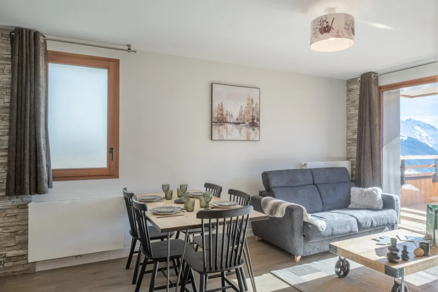 Bright apartment close to the slopes and amenities photo 5