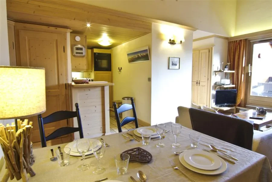 Traditional and cosy apartment with Mont Blanc views photo 2