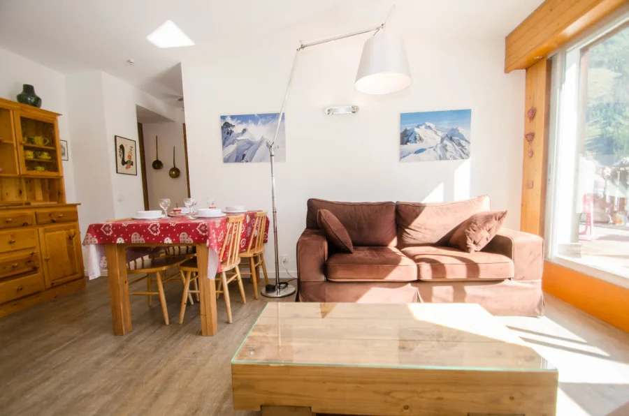 Alpine apartment for four with fantastic views photo 2