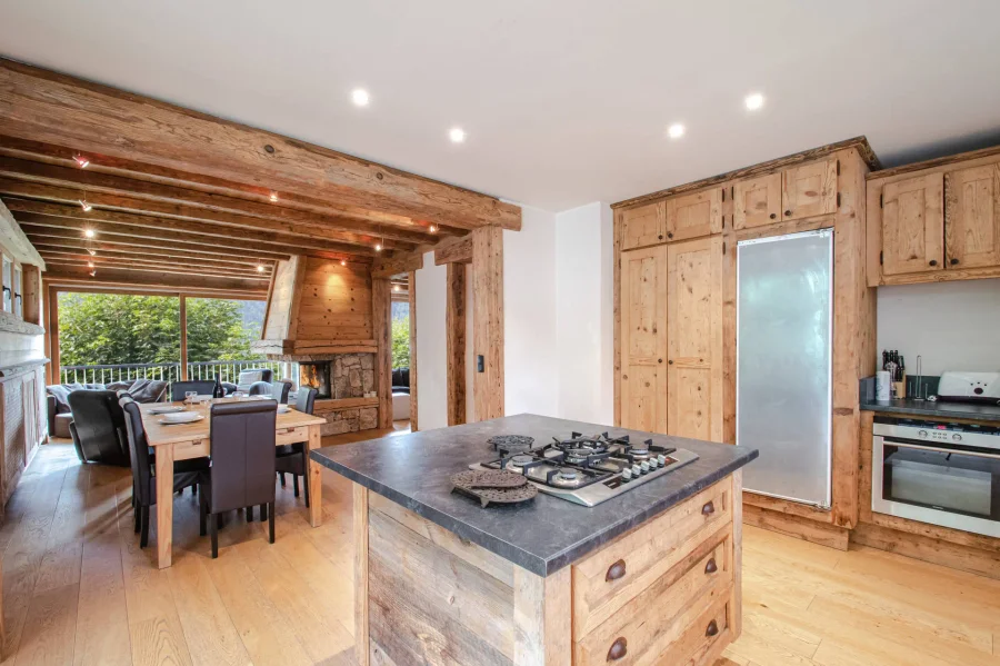 Three bedroom apartment for six near resort centre photo 2