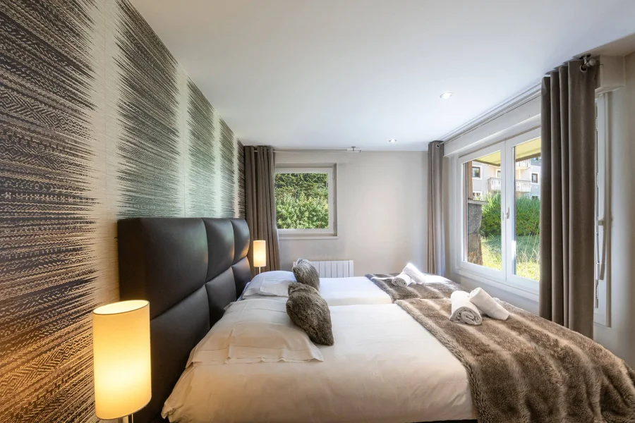 Large three-bedroom apartment in Chamonix centre photo 5