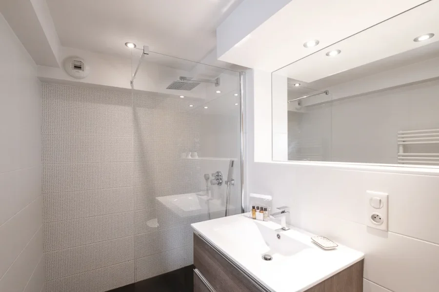 Large three-bedroom apartment in Chamonix centre photo 4