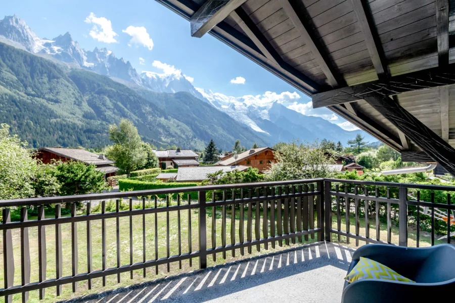 Four-bed chalet in Le Praz photo 4