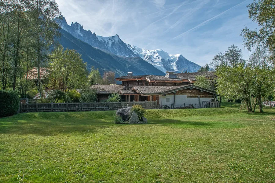 Charming chalet in the beautiful Les Tines photo 2