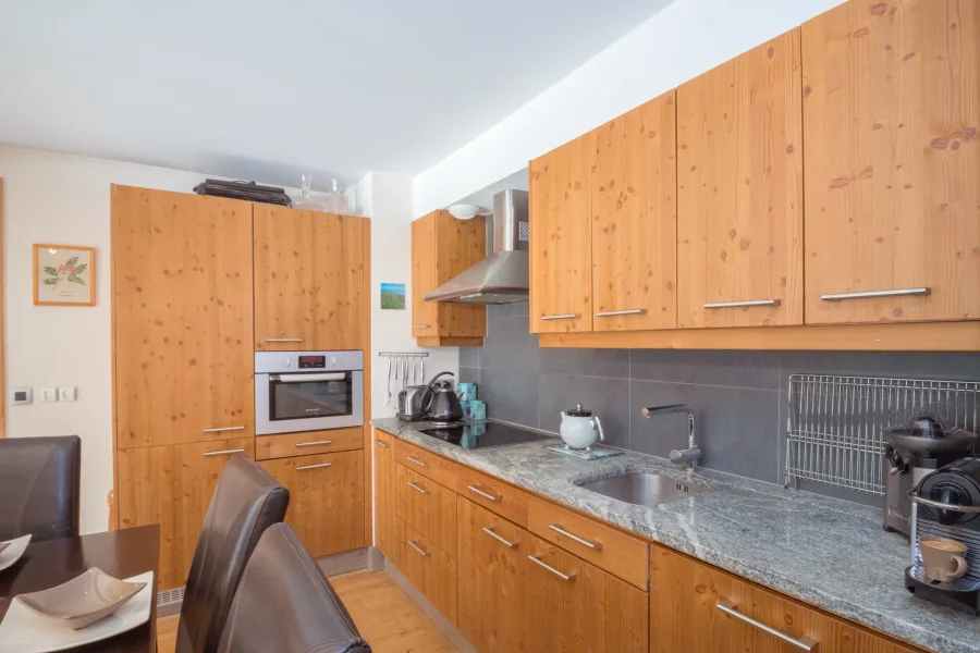 Spacious three-bedroom apartment in Chamonix centre photo 2