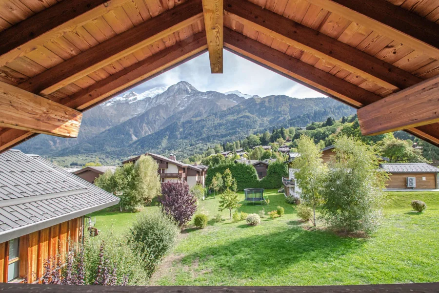 Contemporary chalet in Les Houches photo 2