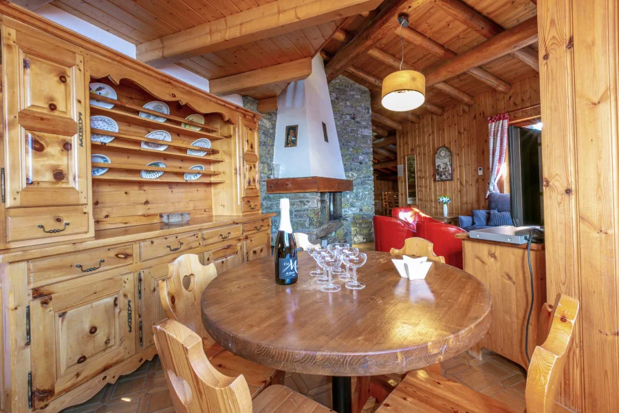 Rustic apartment close to the centre & slopes photo 4