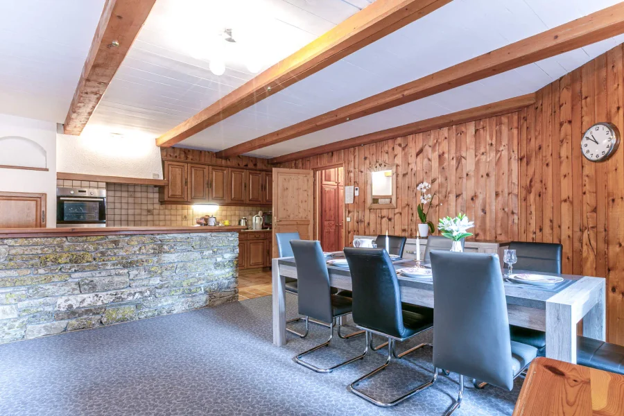 Alpine style apartment close to the slopes photo 2