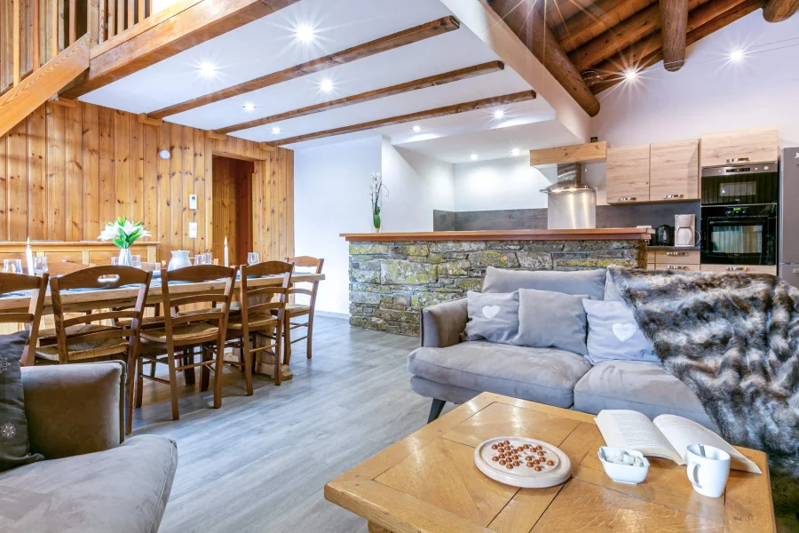 Close to the slopes with rustic alpine feel photo 4