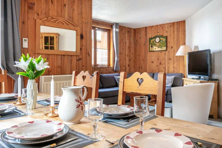 Rustic alpine apartment close to the slopes photo 2