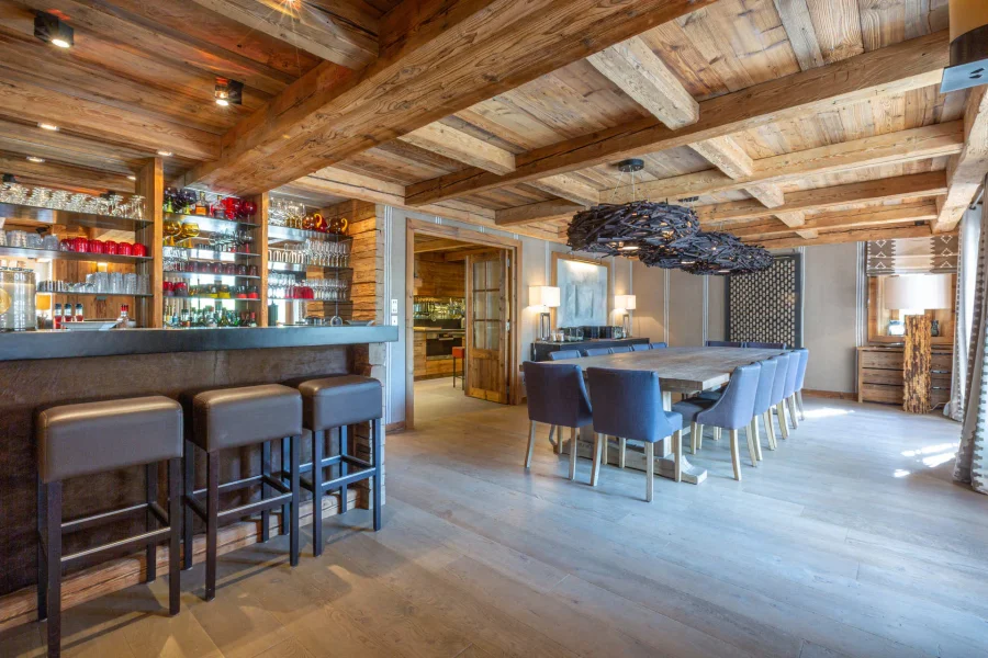 Luxurious seven-bedroom chalet for fourteen with balcony and terrace photo 5