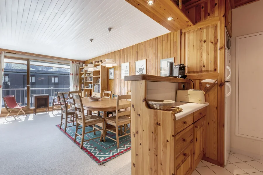Bright alpine apartment close to the snow front photo 5