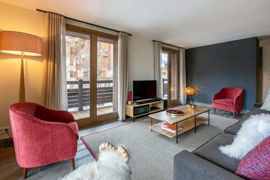Four-bedroom apartment with balcony photo 2