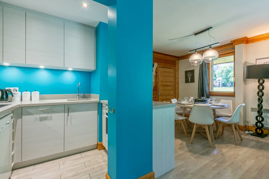 Bright apartment a short walk to the slopes photo 4