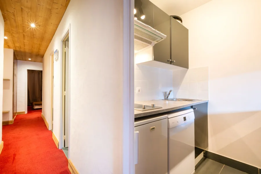 Pleasant and warm apartment in the centre photo 5