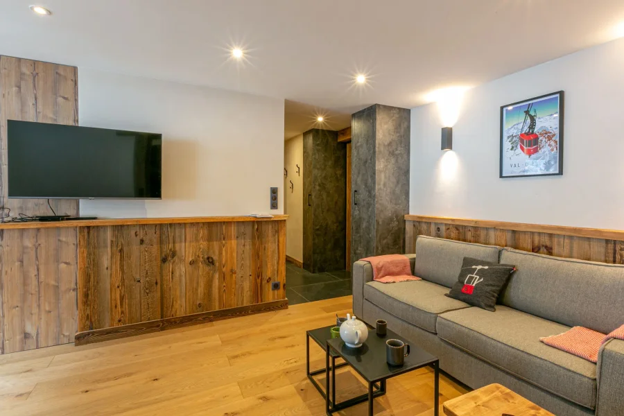 Bright modern apartment a short walk from the centre photo 4