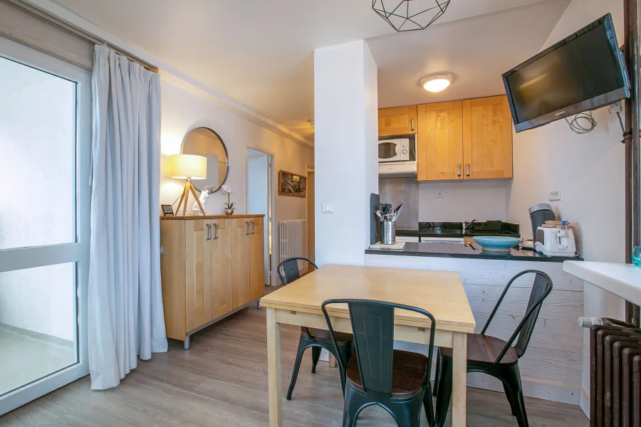 Bright apartment in the centre of town photo 2
