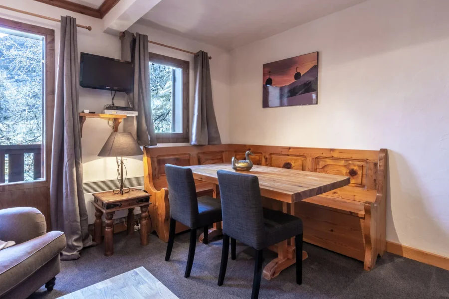 Two bedroom apartment in quiet area photo 2
