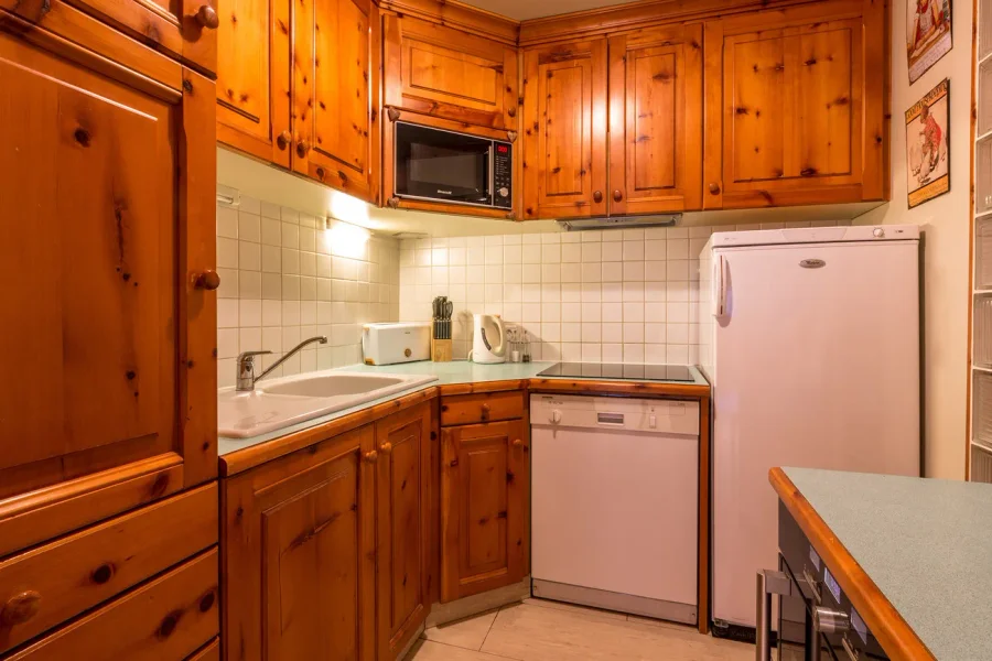 Modest apartment close to the snow front photo 5