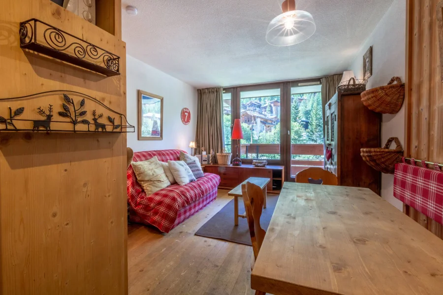 Cosy family apartment right next to the lifts photo 2