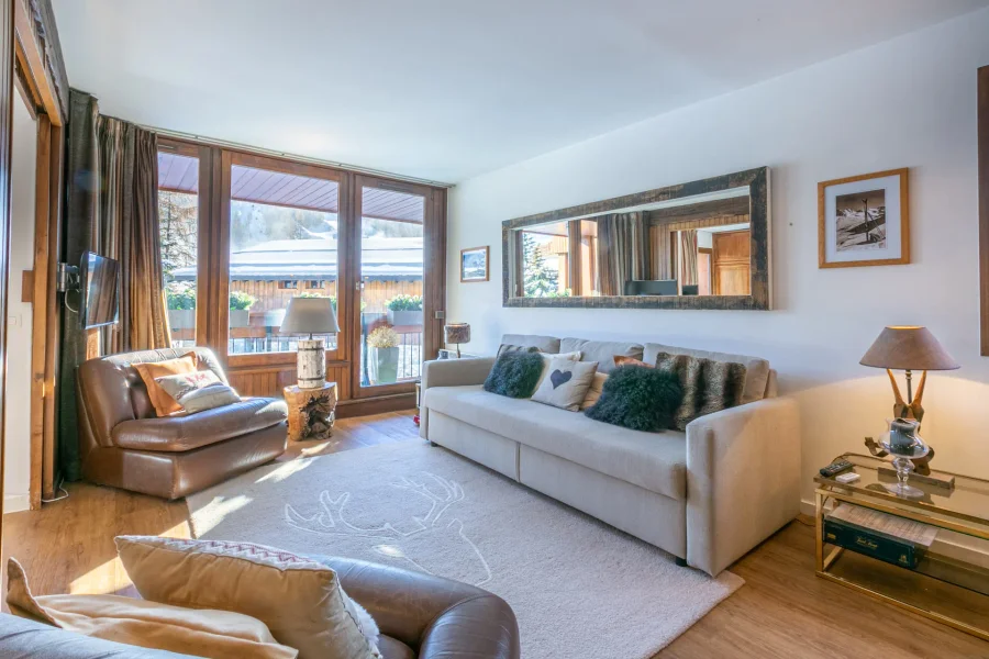 Traditional alpine apartment with easy slope access photo 2