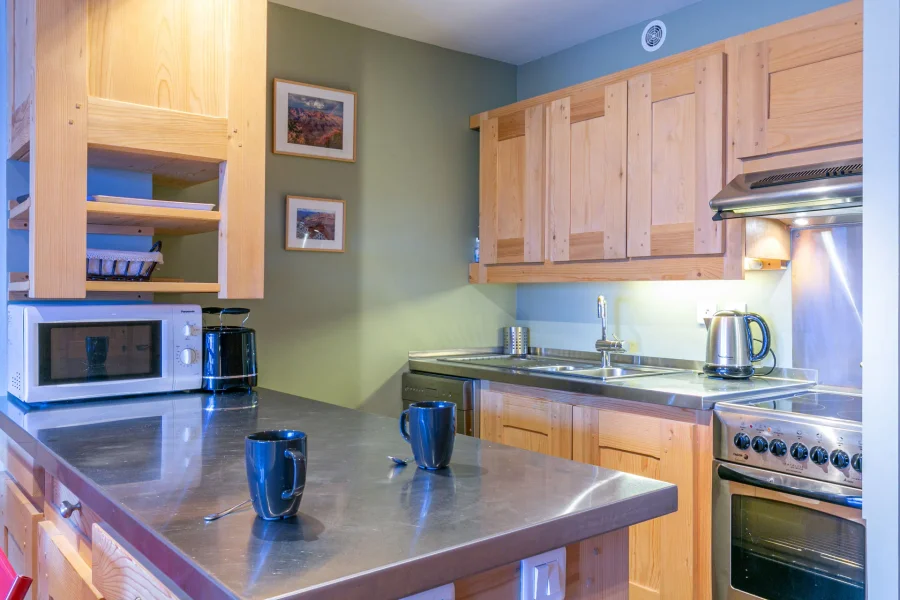 Central with easy access to the slopes photo 4