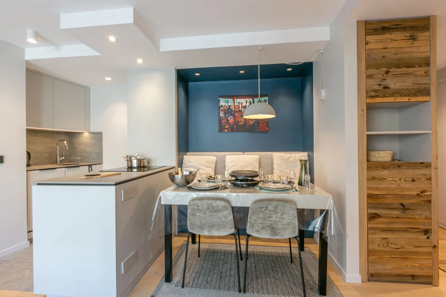 Newly built ski-in ski-out apartment photo 5