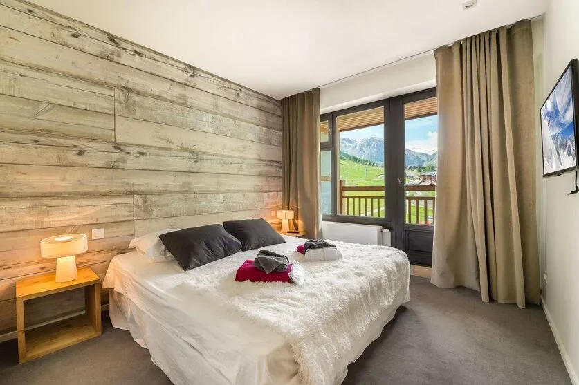 Elegant central apartment on the main piste photo 5
