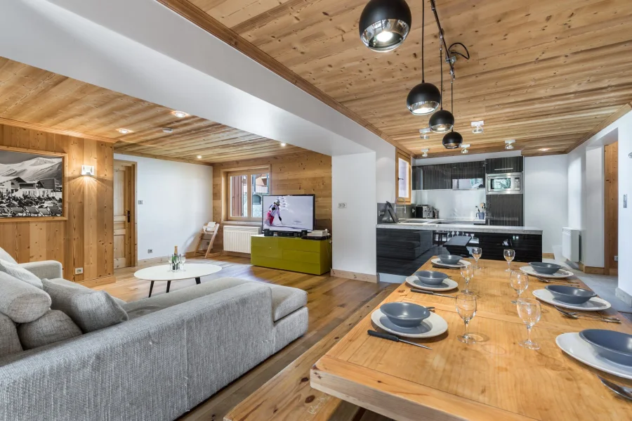 Attractive mid-range apartment close to the lifts photo 2