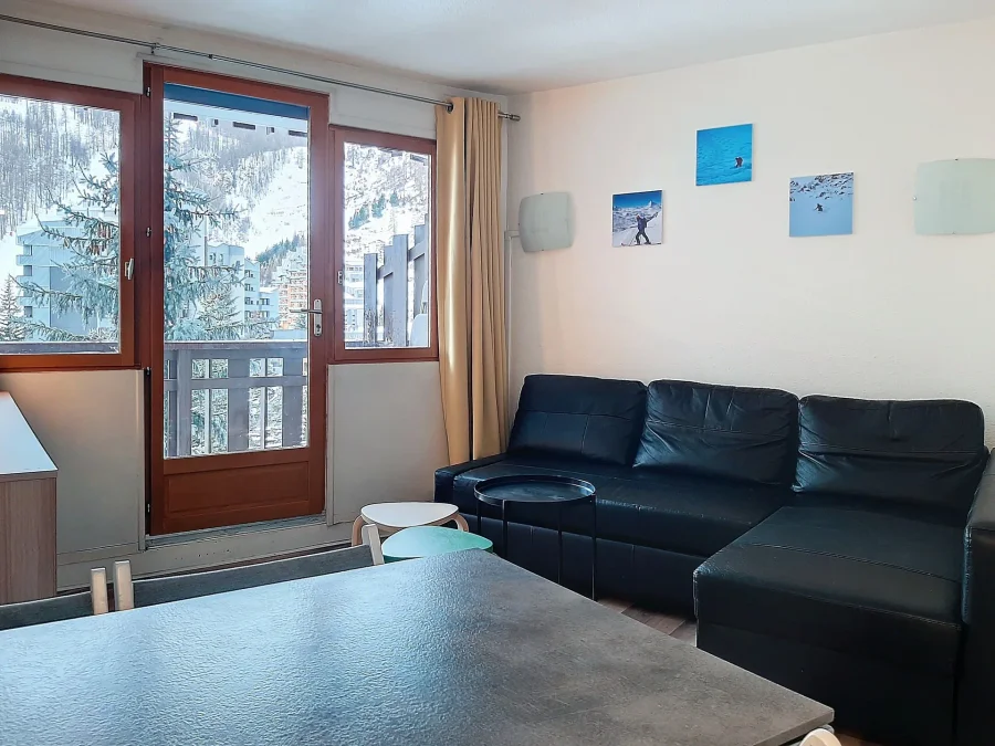 Convenient one-bedroom apartment photo 3