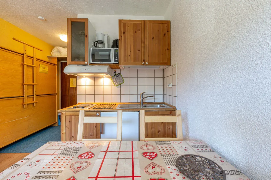 Bright Studio with Balcony Near the Slopes & Amenities photo 5