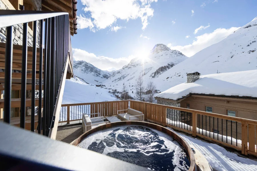 Luxury chalet with panoramic views and private wellness in a serene alpine setting photo 2