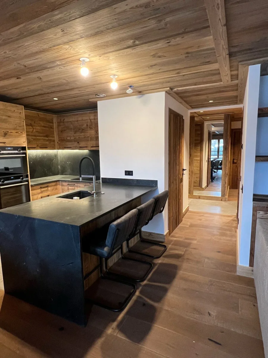 New and modern apartment photo 4