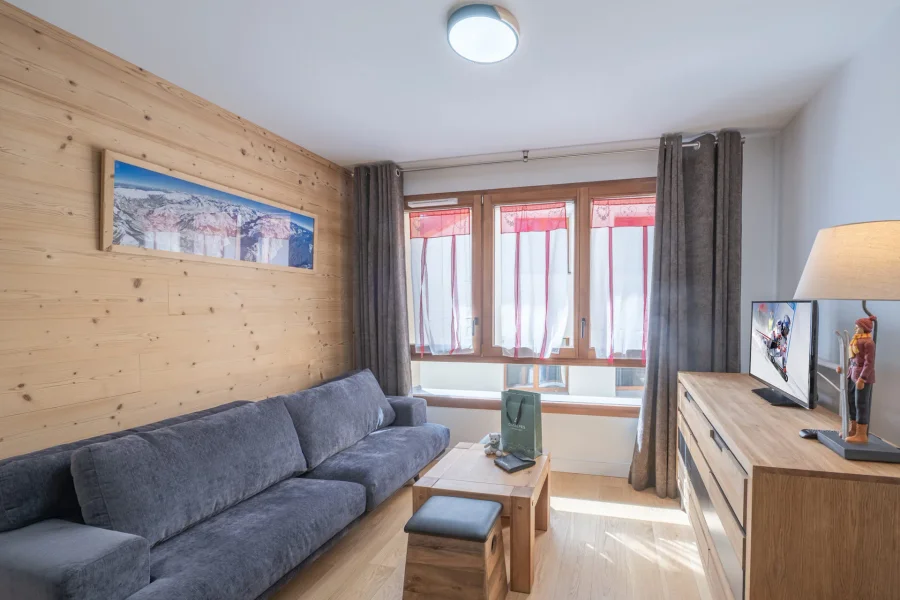 Brand New apartment in a luxury residence photo 5