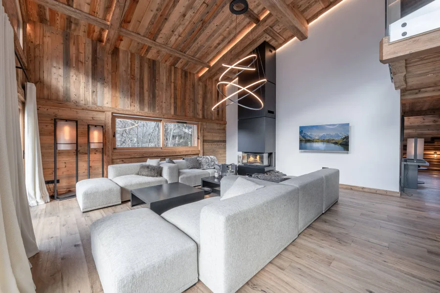 Magnificent chalet with hot tub and sauna photo 3